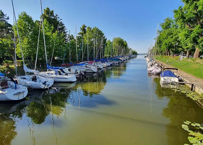 בית נופש 24 Balatonkeresztúr