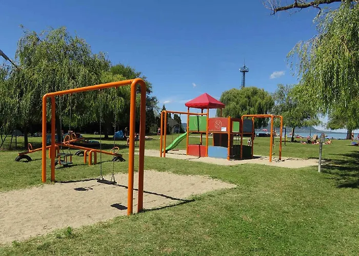 24 Balatonkeresztúr