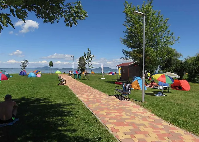 24 * Balatonkeresztúr